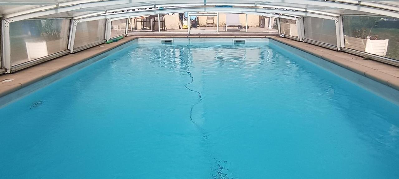 Charmante Maison Avec Piscine Anneyron Zewnętrze zdjęcie