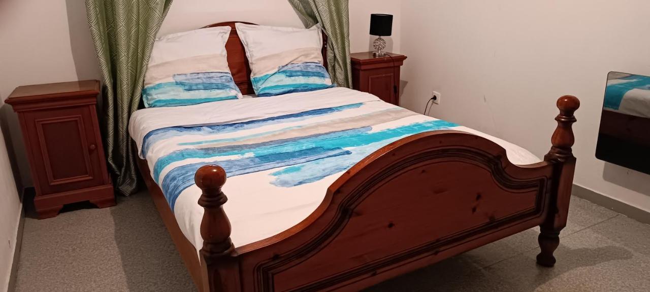 Charmante Maison Avec Piscine Anneyron Zewnętrze zdjęcie